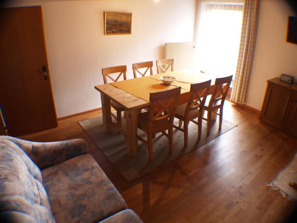 Alm-Apartments Heiligenblut Room photo