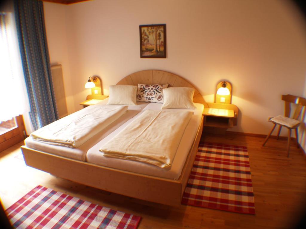 Alm-Apartments Heiligenblut Room photo
